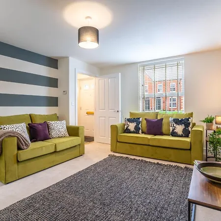 Saltbox Stays - Modern 3 Bed With Off-Street Parking For 2 Cars, Fast Wifi, Sleeps 6 Ashby-de-la-Zouch Extérieur photo